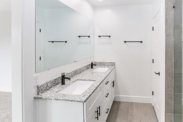 4656 S 38th Lane, Phoenix, AZ 85041