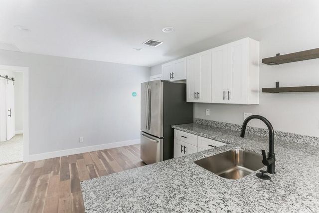 4656 S 38th Lane, Phoenix, AZ 85041