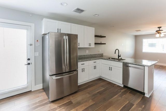 4656 S 38th Lane, Phoenix, AZ 85041