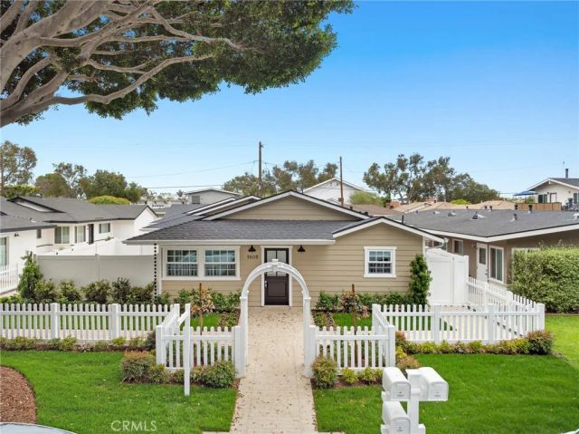 1801 Clay St, Newport Beach, CA 92663