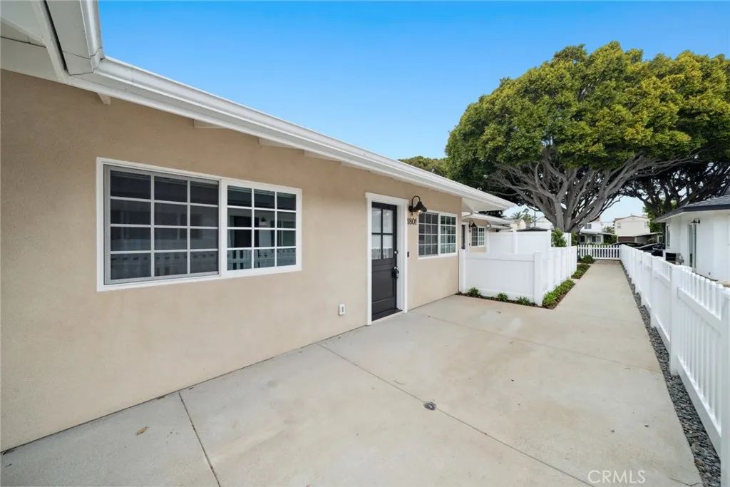 1801 Clay St, Newport Beach, CA 92663