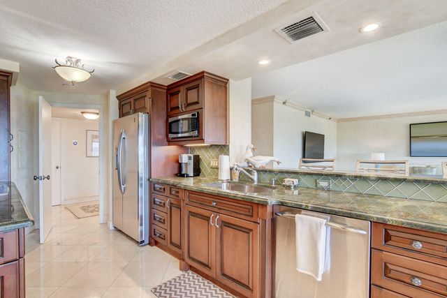 4301 N Ocean Boulevard 607, Boca Raton, FL 33431