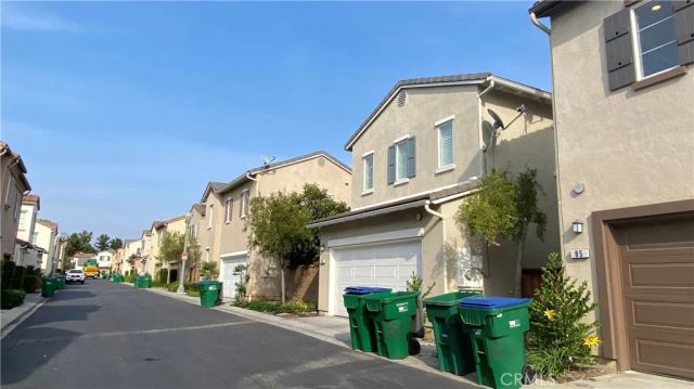 87 Wonderland, Irvine, CA 92620