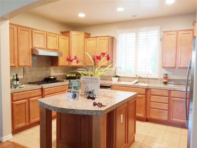 87 Wonderland, Irvine, CA 92620