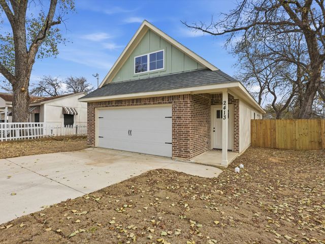 2413 Lena Street, Fort Worth, TX 76105