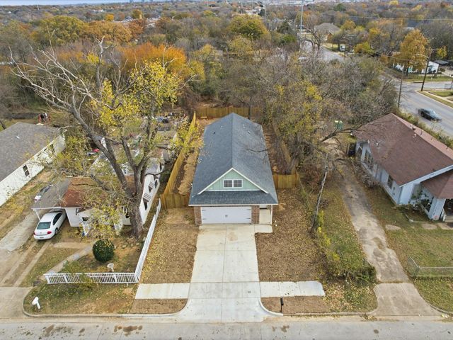 2413 Lena Street, Fort Worth, TX 76105