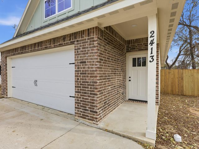 2413 Lena Street, Fort Worth, TX 76105