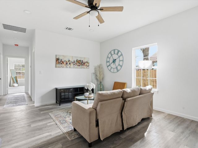 2413 Lena Street, Fort Worth, TX 76105