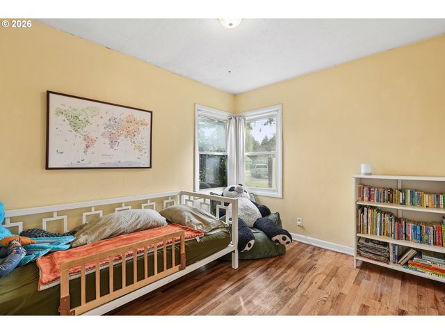 13314 Se BUSH St, Portland, OR 97236