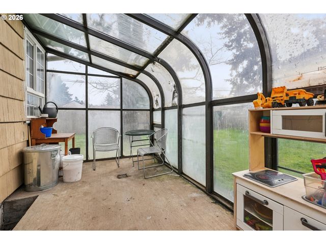 13314 Se BUSH St, Portland, OR 97236