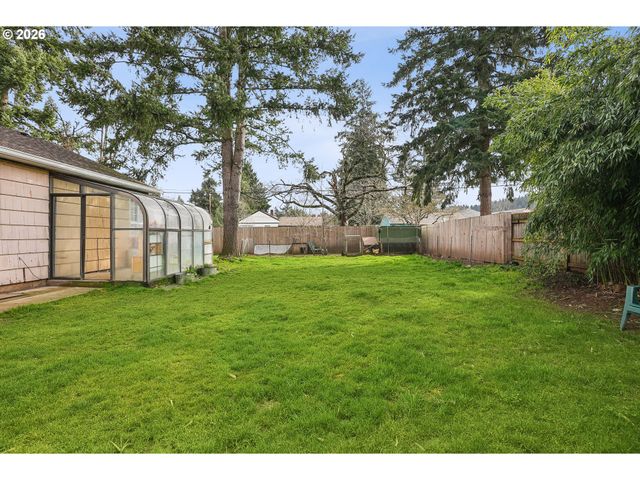 13314 Se BUSH St, Portland, OR 97236