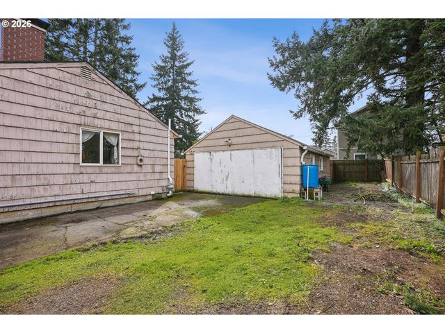 13314 Se BUSH St, Portland, OR 97236