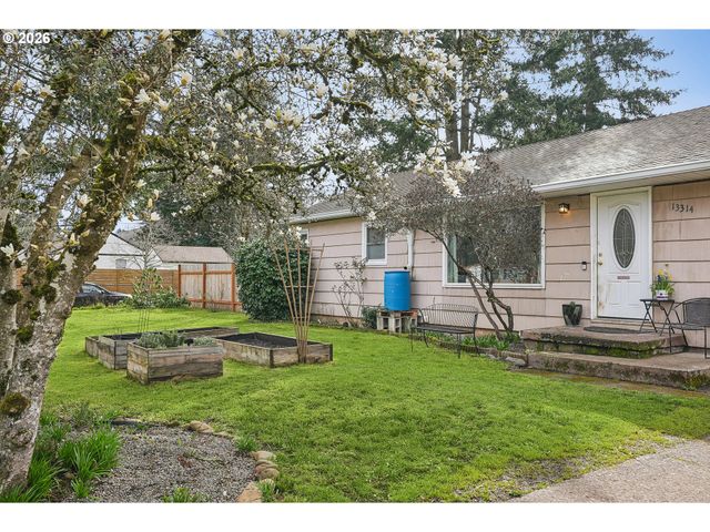 13314 Se BUSH St, Portland, OR 97236