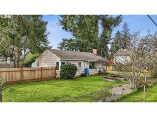 13314 Se BUSH St, Portland, OR 97236