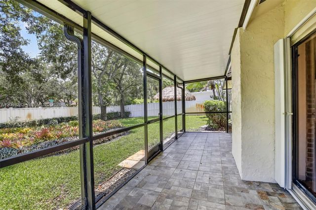 12104 Landing Way, Cooper City, FL 33026