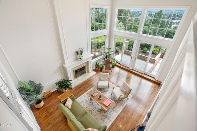 1095 Linda Glen Drive, Pasadena, CA 91105