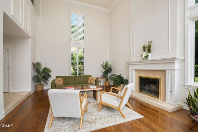 1095 Linda Glen Drive, Pasadena, CA 91105
