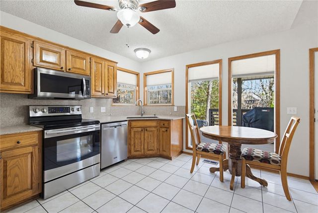 17 Ettington Lane, Bella Vista, AR 72714