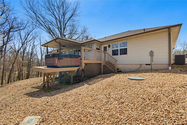 17 Ettington Lane, Bella Vista, AR 72714