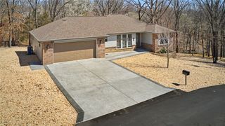 17 Ettington Lane, Bella Vista, AR 72714