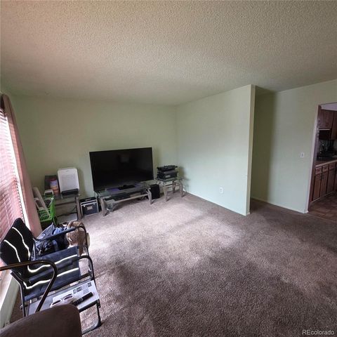1036 Mobile Street, Aurora, CO 80011