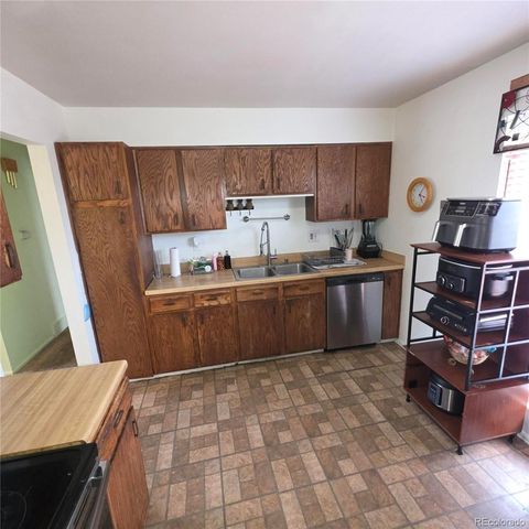 1036 Mobile Street, Aurora, CO 80011