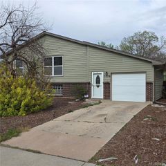 1036 Mobile Street, Aurora, CO 80011