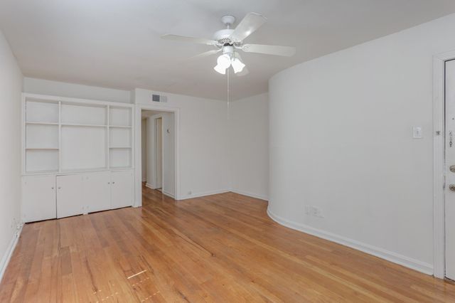 1828 W Main Street 4, Houston, TX 77098