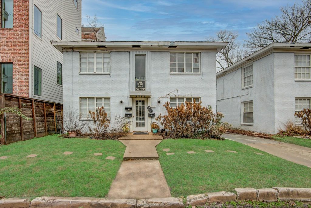 1828 W Main Street 4, Houston, TX 77098