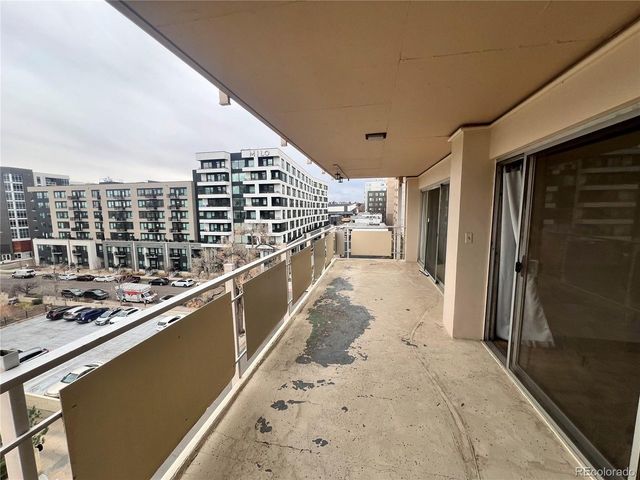 1121 Albion St 702, Denver, CO 80220