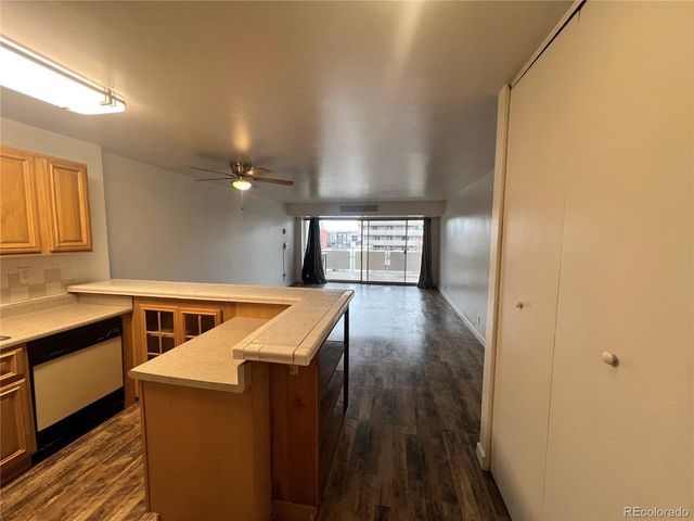 1121 Albion St 702, Denver, CO 80220