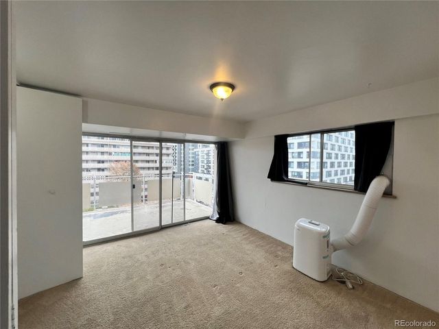 1121 Albion St 702, Denver, CO 80220