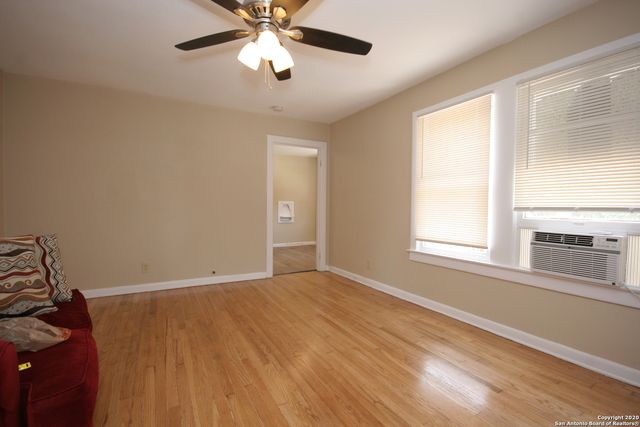 326 ARLINGTON CT WEST, San Antonio, TX 78210