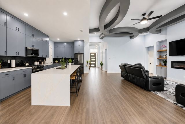921 Delk Drive, Arlington, TX 76013