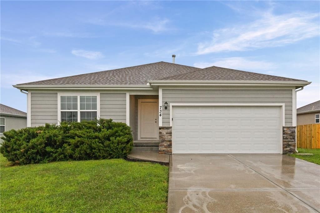 734 S Cypress Street, Gardner, KS 66030