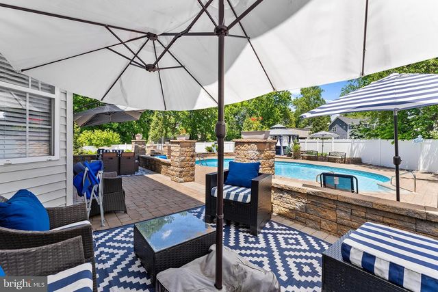 17 JOEL CT, Lindenwold, NJ 08021