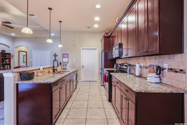 3963 Bacall, Converse, TX 78109