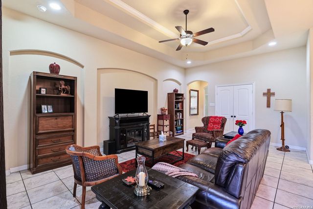 3963 Bacall, Converse, TX 78109