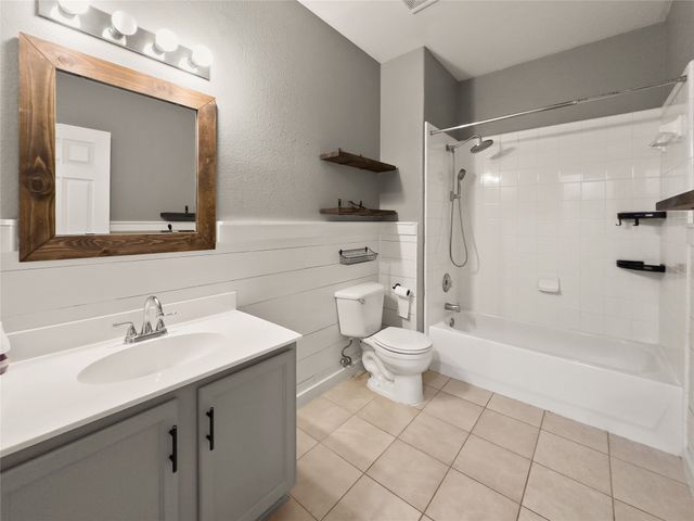 707 Dickerson Lane, Mansfield, TX 76063