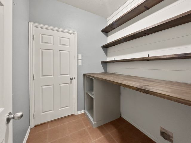 707 Dickerson Lane, Mansfield, TX 76063