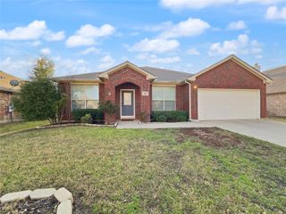 707 Dickerson Lane, Mansfield, TX 76063