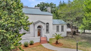 2062 Wappoo Drive, Charleston, SC 29412
