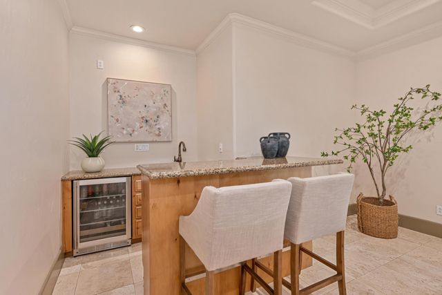 4000 Kingsbarns Dr, Roseville, CA 95747