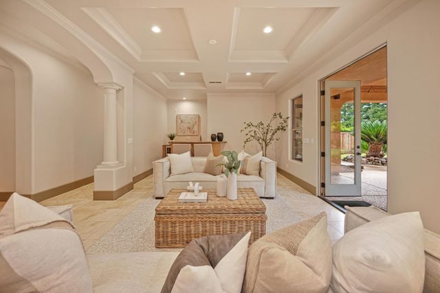4000 Kingsbarns Dr, Roseville, CA 95747