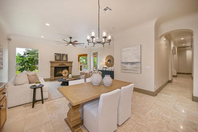 4000 Kingsbarns Dr, Roseville, CA 95747