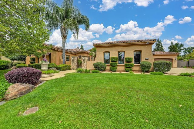 4000 Kingsbarns Dr, Roseville, CA 95747