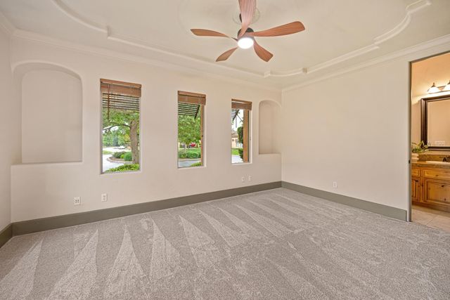 4000 Kingsbarns Dr, Roseville, CA 95747