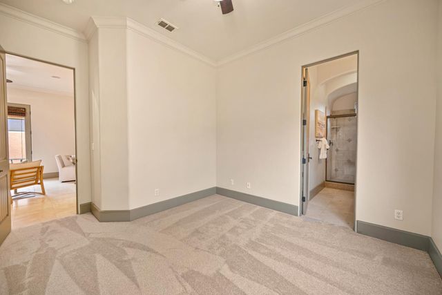 4000 Kingsbarns Dr, Roseville, CA 95747