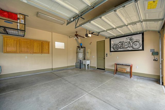 4000 Kingsbarns Dr, Roseville, CA 95747