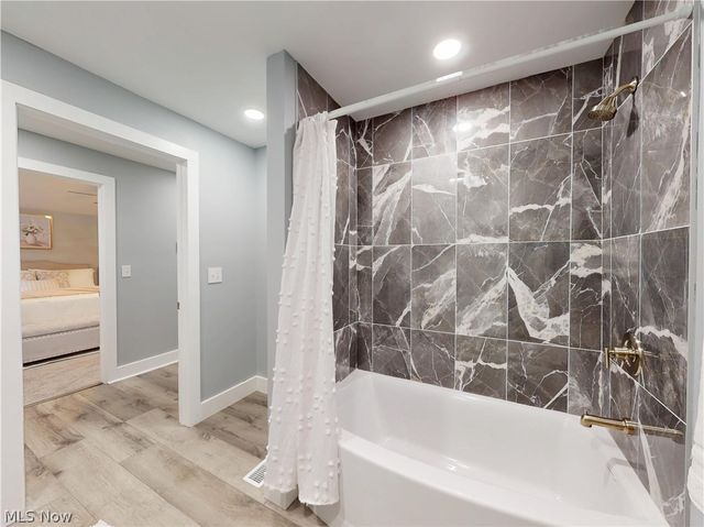 1465 North Boulevard, Kent, OH 44240